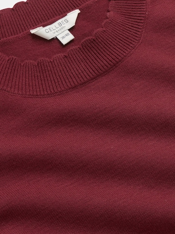 Robe Cellbes of Sweden en rouge