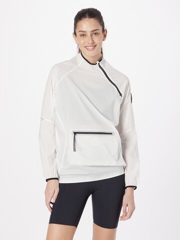 On Between-Season Jacket in White: front