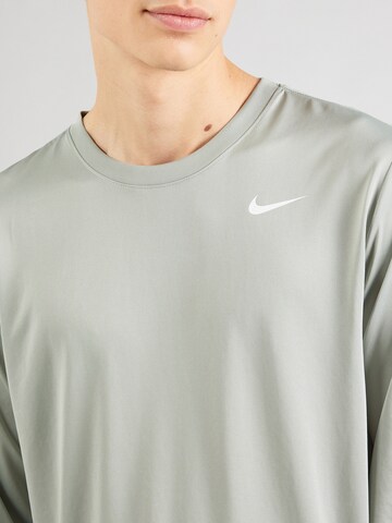 NIKE Функциональная футболка в Зеленый