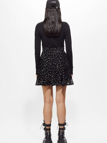 Young Poets Skirt in Black