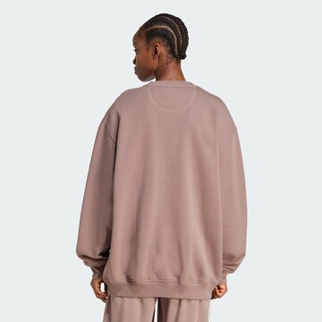 ADIDAS ORIGINALS Sweatshirt 'Essentials' in Brown