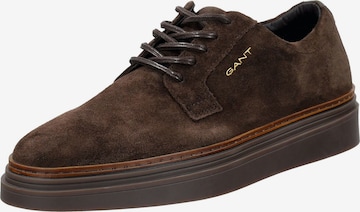 Baskets basses GANT en marron : devant