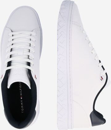 TOMMY HILFIGER - Sapatilhas baixas 'Ray' em branco