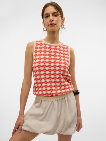 VERO MODA Knitted Top 'VMCARRY' in Beige: front