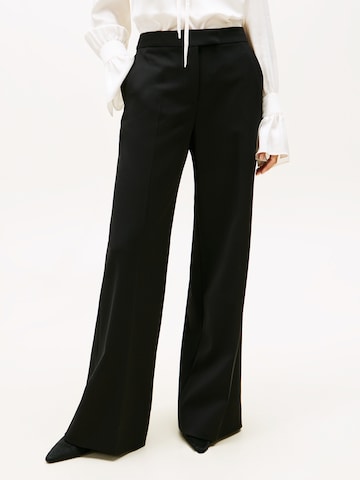 TOMMY HILFIGER Широкий Плиссированные брюки в Черный: спереди