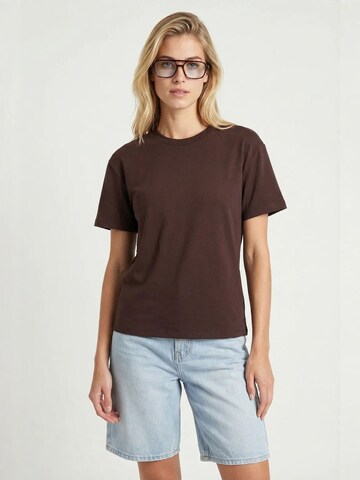 Maglietta 'T-Shirts' di Happiness İstanbul in marrone