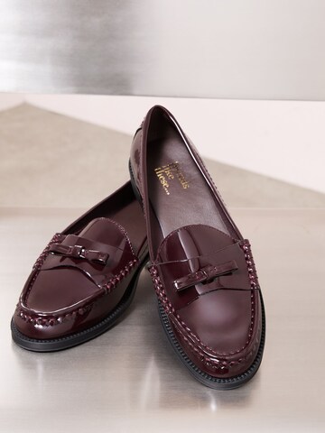 sarkans Friends Like These Iešļūcenes