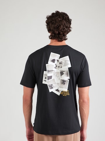 SCOTCH & SODA Μπλουζάκι σε μαύρο: μπροστά