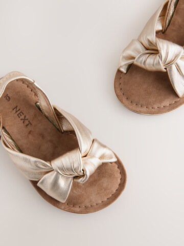 Next Szandálok - arany