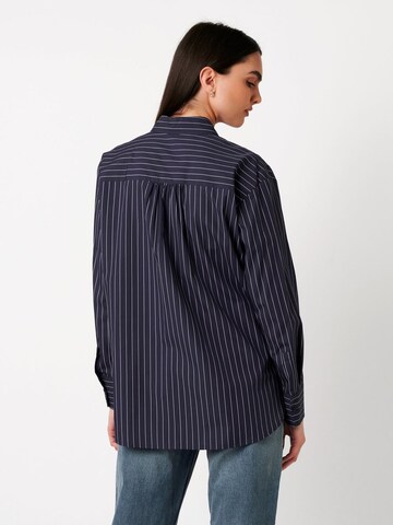 DESOTO Blouse in Blue