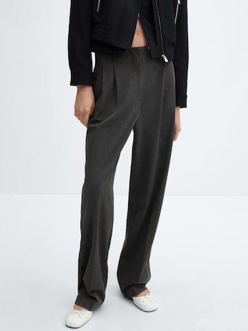 MANGO Regular Pleat-Front Pants 'Avril' in Grey: front