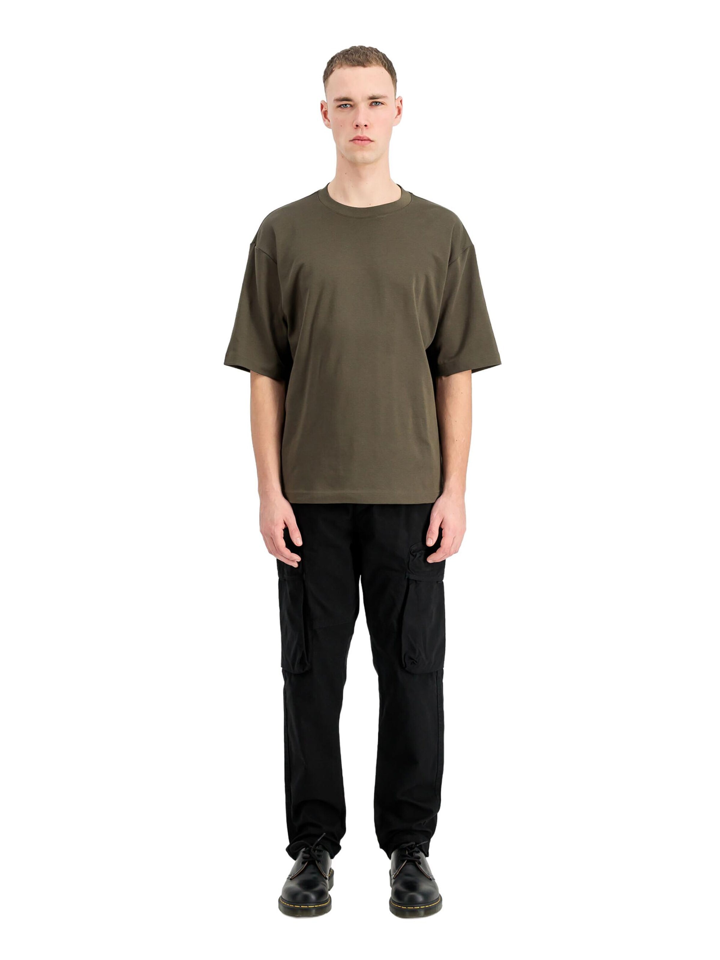 ALPHA INDUSTRIES Tapered Cargohose 'Division Pant'‌‌‌‌ in Schwarz