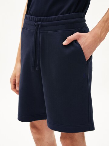 ARMEDANGELS Regular Trousers 'Maarco' in Blue