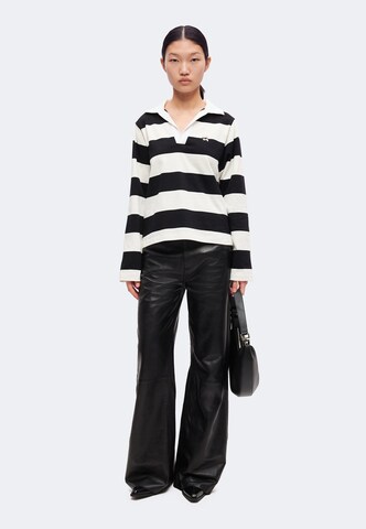 Karl Lagerfeld - Camiseta 'Ikon' en negro