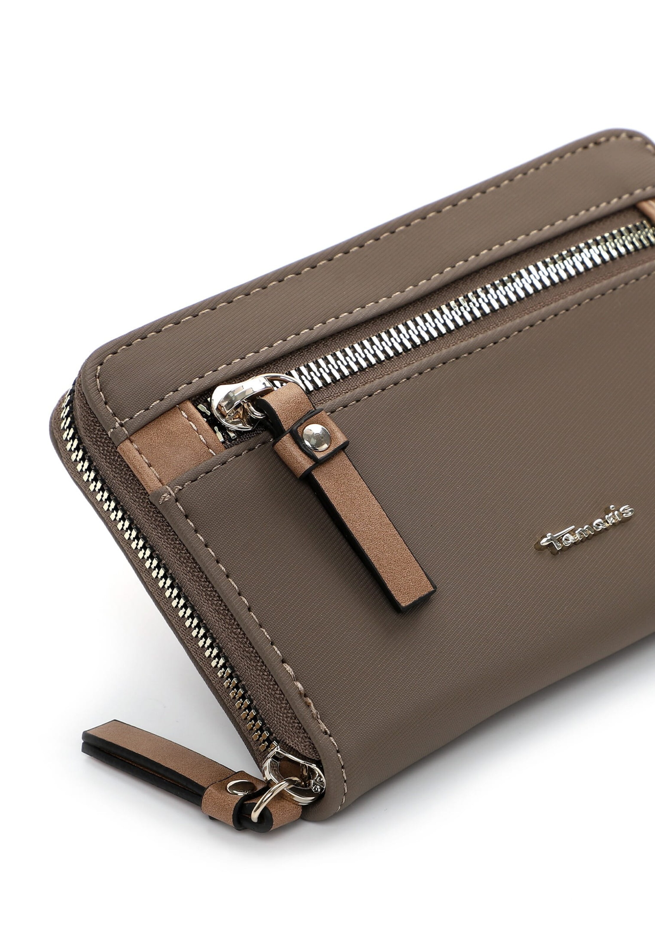 Tamaris Wallet 'Gertraud' in Brown