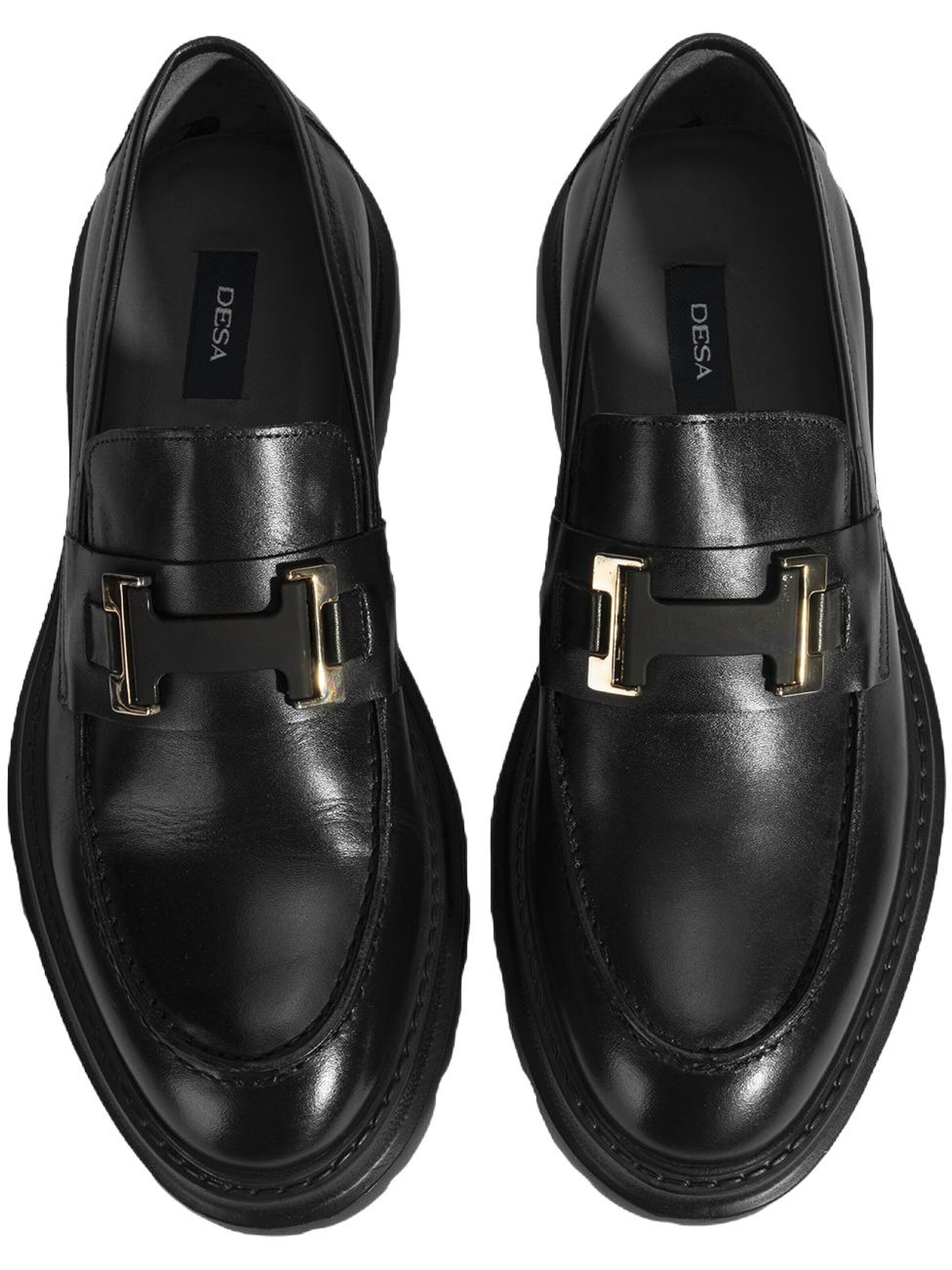 Desa Classic Flats 'Slip-Ons' in Black