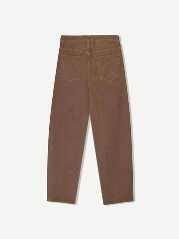 Bershka Loosefit Jeans i brun