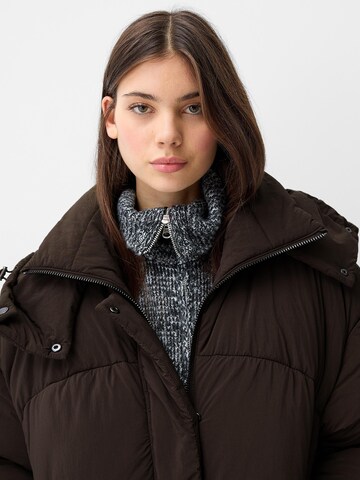 Bershka Vinterkappa i brun
