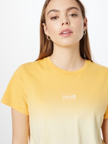 LEVI'S ® T-shirt 'Jordie' i gul