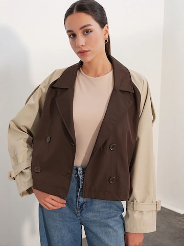 Cappotto di mezza stagione 'Trenchcoats' di Bigdart in beige
