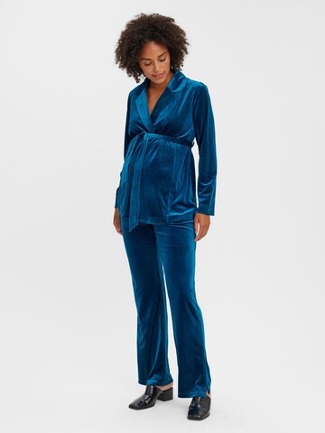 Regular Pantaloni 'Sandra' de la MAMALICIOUS pe albastru