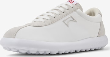 Baskets basses 'Pelotas XLF' CAMPER en blanc : devant