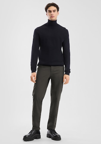 QS Regular Chino in Groen