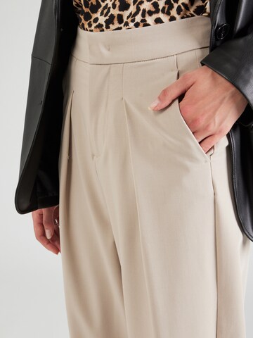 True Religion Tapered Veckad byxa i beige