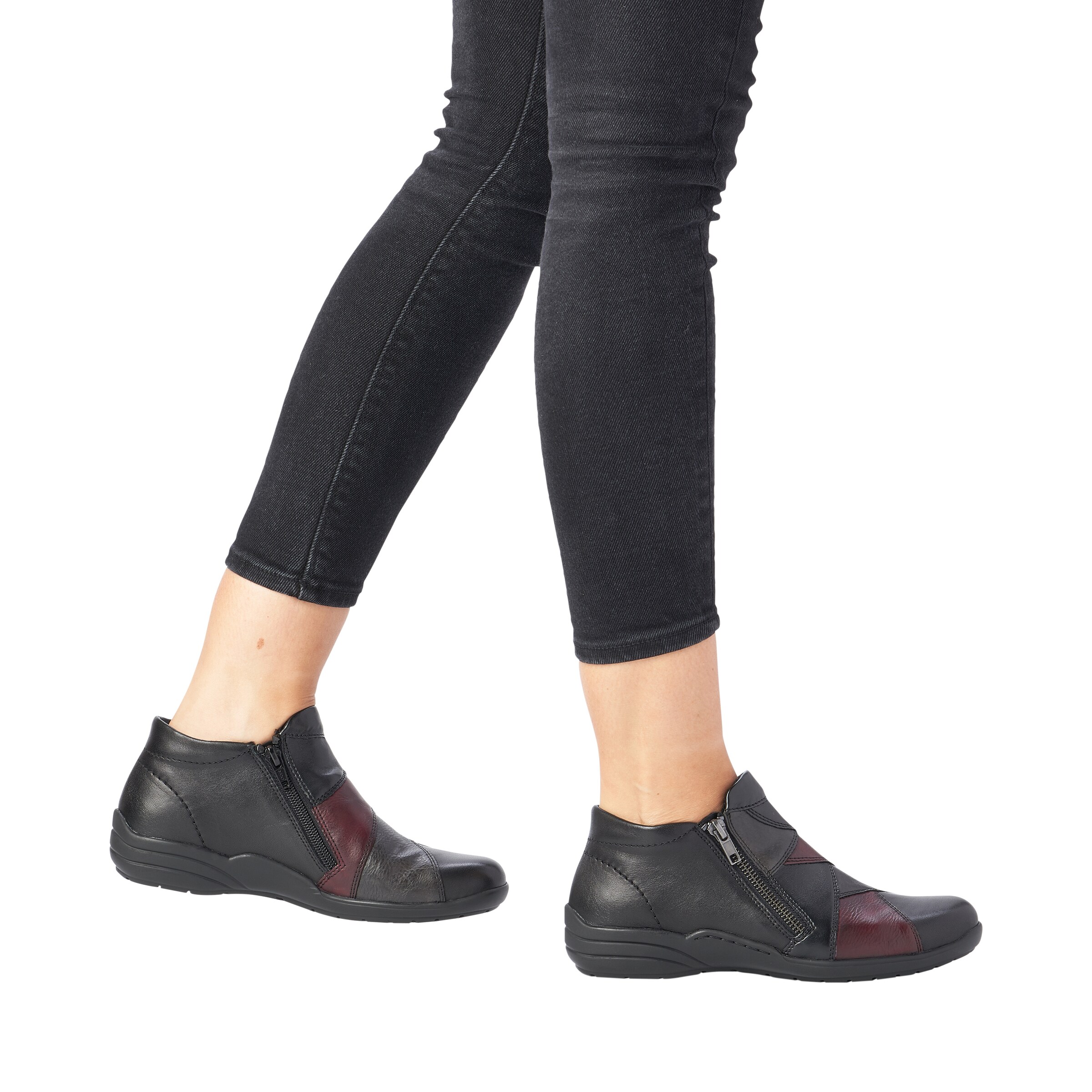 REMONTE Stiefelette in Schwarz