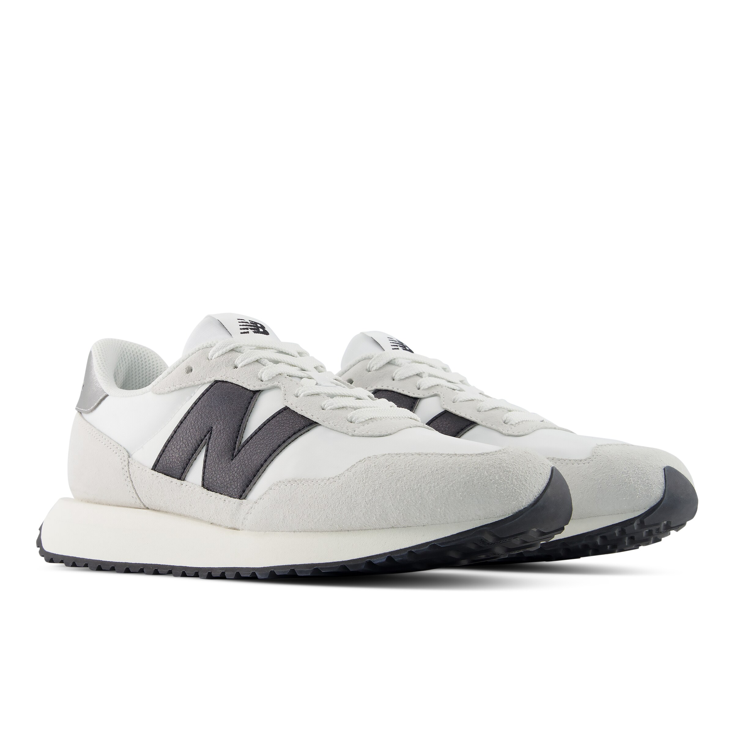 new balance Sneaker in Grau