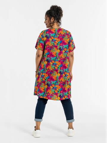 Robe 'Birgitte' STUDIO en mélange de couleurs
