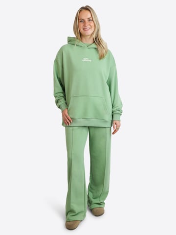 TATES Sweatshirt in Green