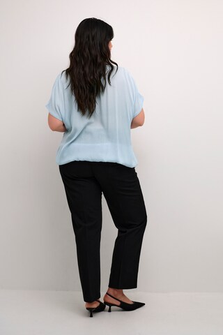 KAFFE CURVE Blouse 'Ami' in Blauw