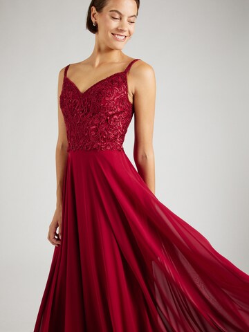Robe de soirée mascara en rouge