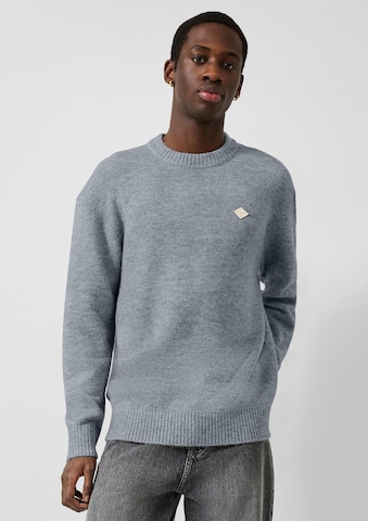 Pull-over QS en gris : devant