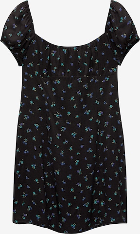 Robe d’été Pull&Bear en noir : devant