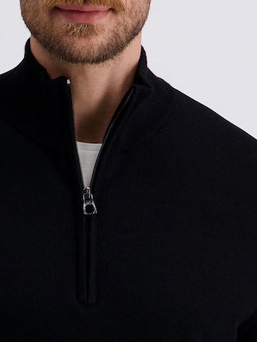 PIERRE CARDIN Sweater in Black