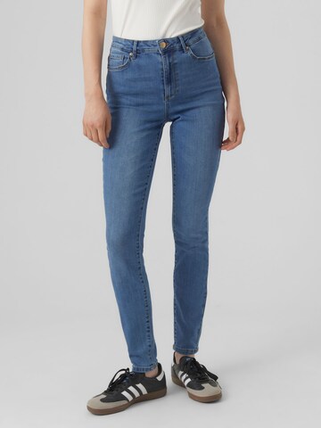 Skinny Jeans di VERO MODA in blu: frontale