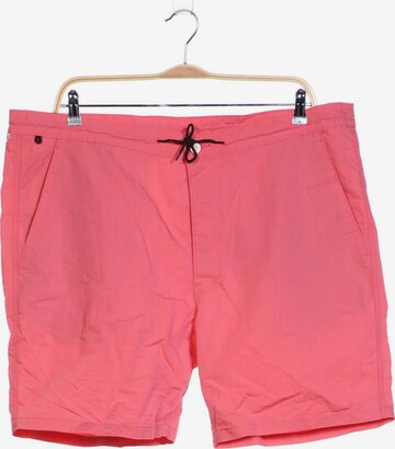 LEVI'S ® Shorts in 38 in Pink: front