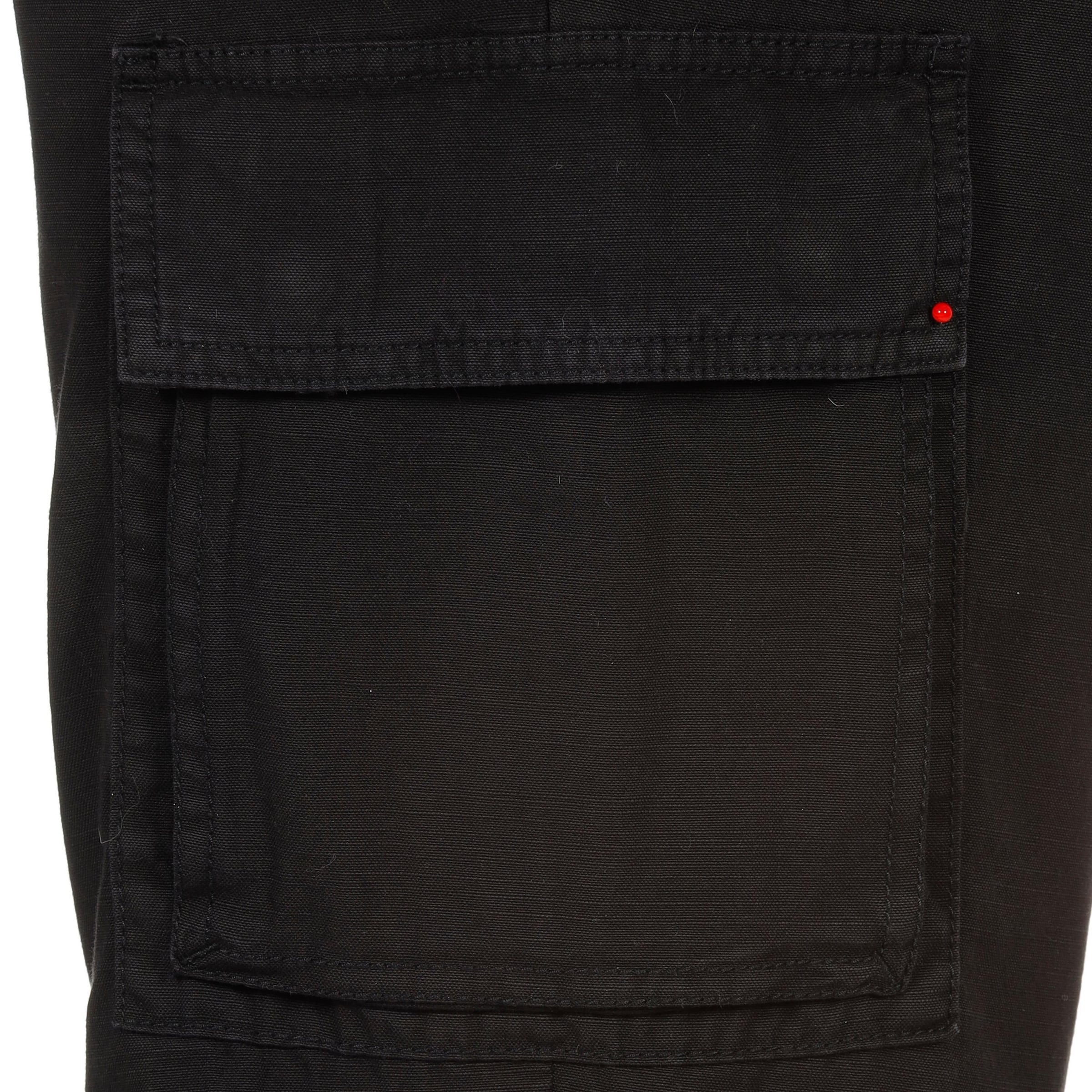 BEAR Slimfit Cargohose in Schwarz