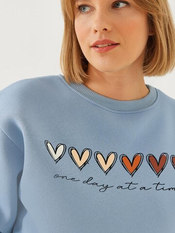 Felpa di Bianco Lucci in blu