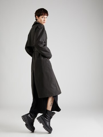 SCOTCH & SODA Between-Seasons Coat in Black