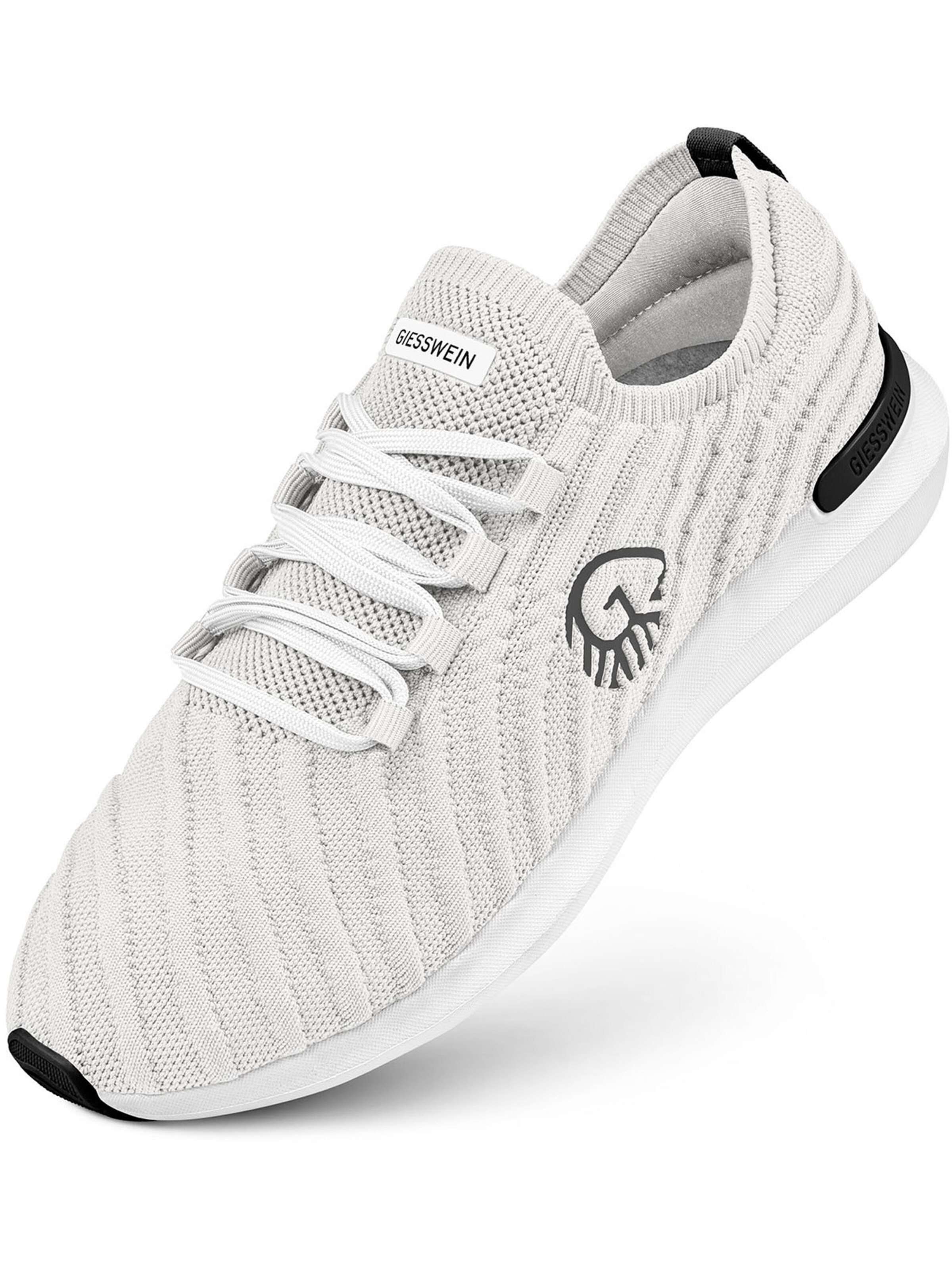 Baskets basses GIESSWEIN en blanc