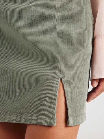 VERO MODA Sukňa 'VMLULA NELLY' - Zelená