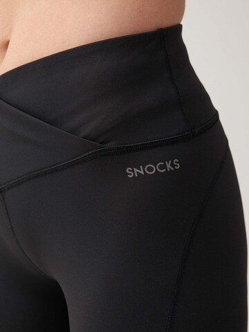 SNOCKS Skinny Sporthose in Schwarz