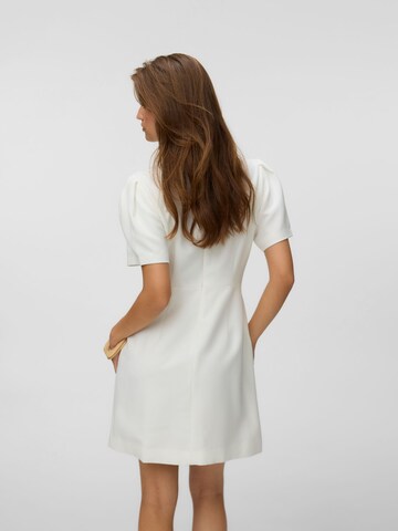 Robe VERO MODA en blanc