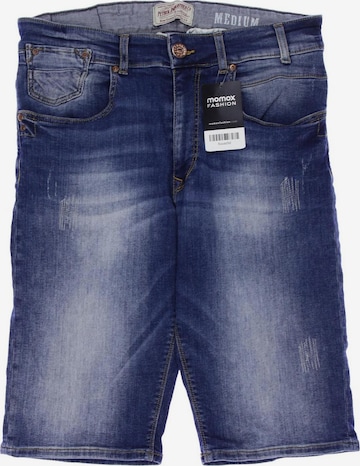 Petrol Industries Shorts in 33 in Blue: front