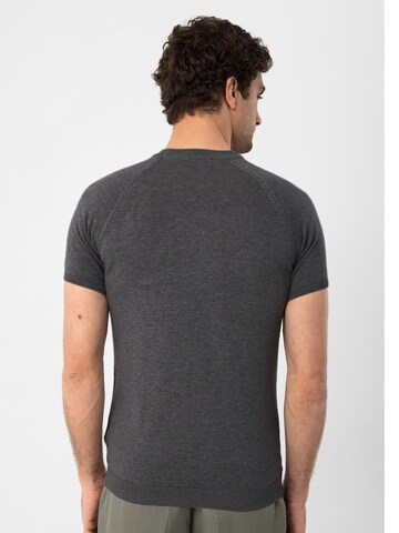 Antioch T-shirt i grå
