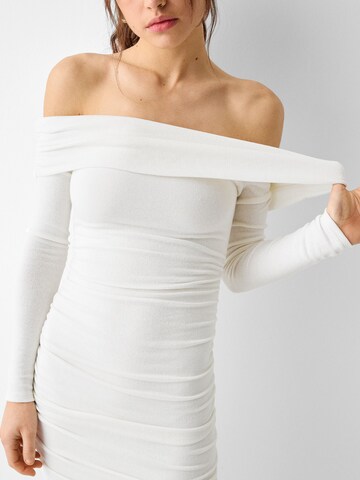 Bershka Kleid in Weiß