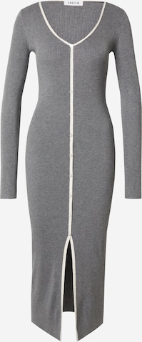 Rochie 'Yante' de la EDITED pe gri: față